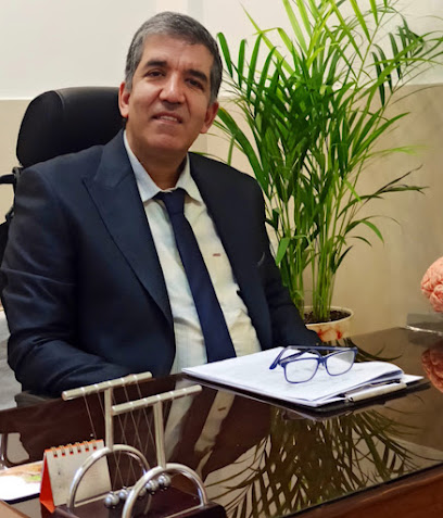 Dr Kamran Moradkhani, médecin généticien